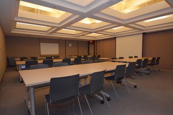 Classroom/Meeting Room