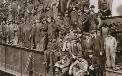 Railroad workers in Fort Madison, Iowa