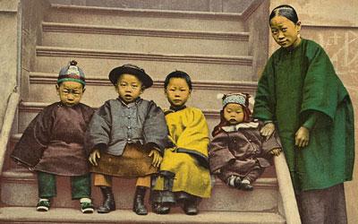 A Chinese Family, between 1898 and 1905
