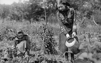 Girl Scout Garden in Washington, D.C., between 1917 and 1919