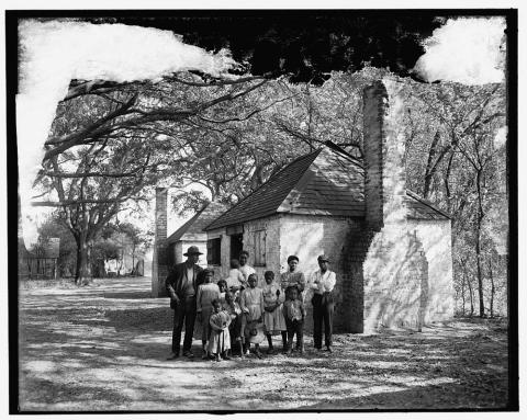 Black Family at the Hermitage in Savannah, Georgia, ca. 1907