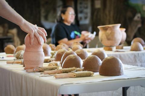 Meskwaki Natural Resources Pottery Workshop, September 30, 2017