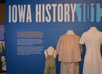 Iowa History 101 exhibit in the Iowa history museum